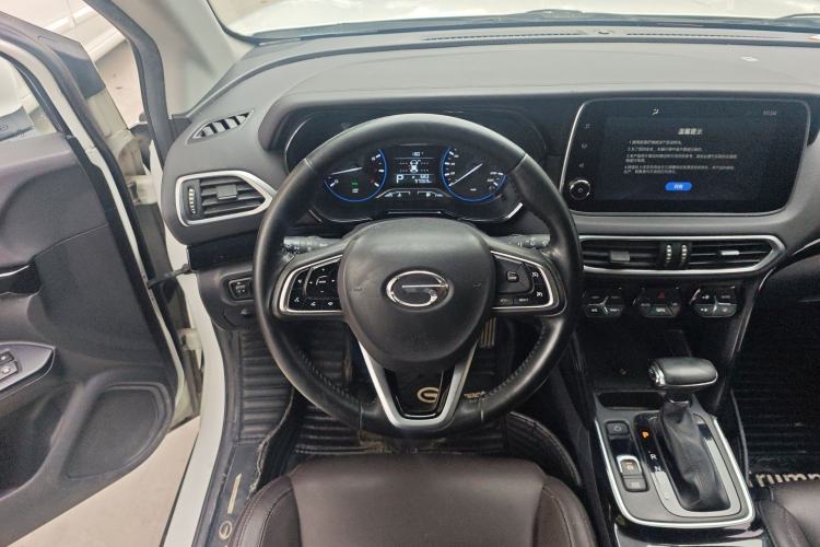Used GAC Trumpchi GS4 2018 235T Automatic Two-Wheel Drive Luxury Smart Connectivity Millionth Anniversary Edition Steering Wheel