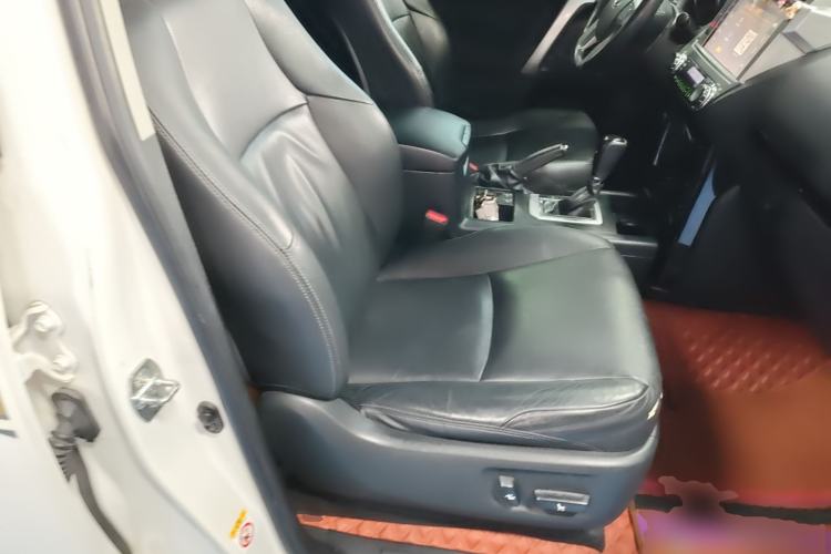 Used Toyota Prado 2016 2.7L Automatic Standard Edition Right Front Seat