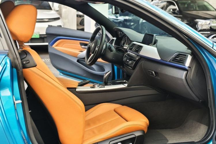 Used BMW 4 Series 2017 425i M Sport Package Interior 2