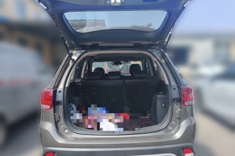 Used Mitsubishi Outlander 2019 2.0L Two-Wheel Drive Comfort Edition 5 Seats China VI Standard Trunk