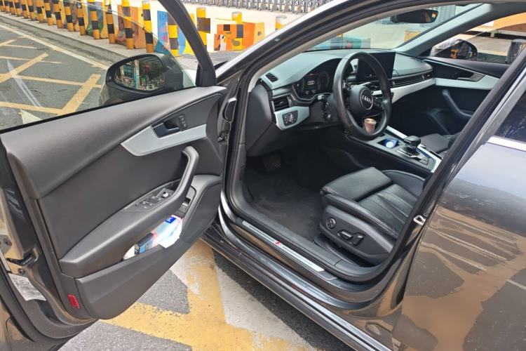 Used Audi A4L 2020 40 TFSI Fashion Dynamic Model
