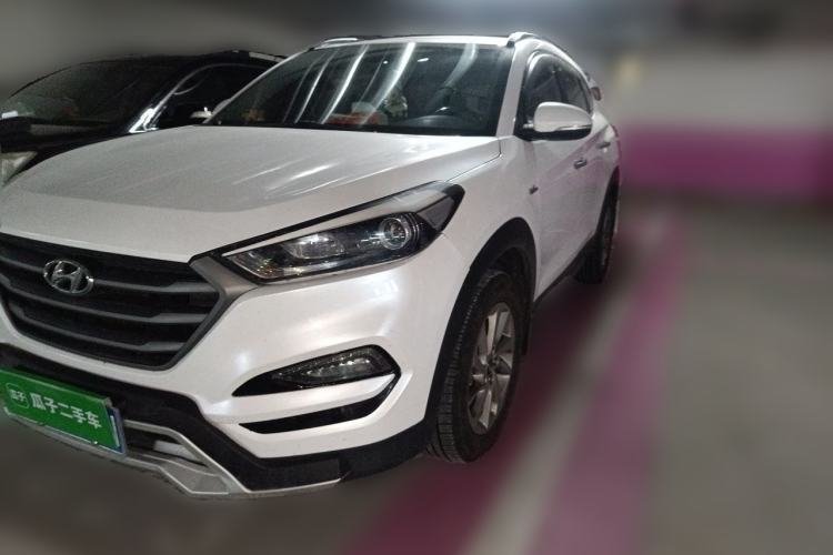 Used Hyundai Tucson 2018 1.6T Dual-Clutch Two-Wheel Drive 15th Anniversary Special Edition Guazi used car, China used car export, Used car for sale, Used  cars, Cheapest cars for sale