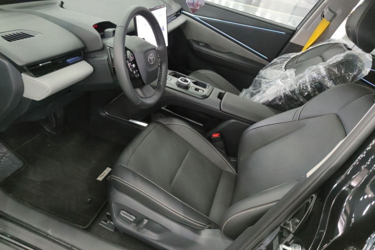 Used Toyota bZ5 2025 Model 550 PRO Smart Driving Edition Left Front Seat