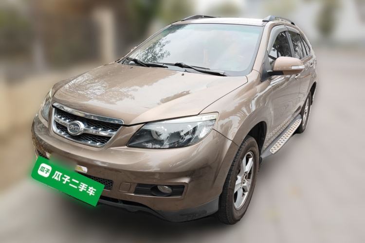 Used BYD S6 2014 2.0L Manual Luxury 5-Seater