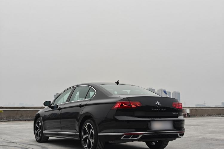 Used Volkswagen Magotan 2023 2 Million Units Limited Edition 330TSI DSG Leading Version