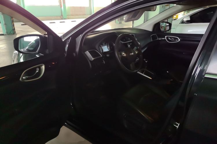 Used Nissan Sylphy 2019 1.6XV CVT Smart Connect Luxury Edition China VI Standard Driver Seat