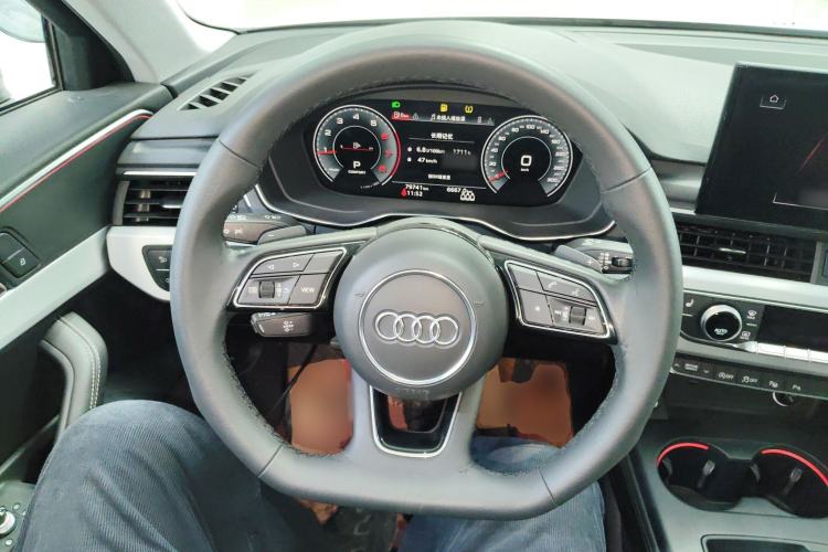 Used Audi A4L 2022 40 TFSI Luxury Dynamic Model