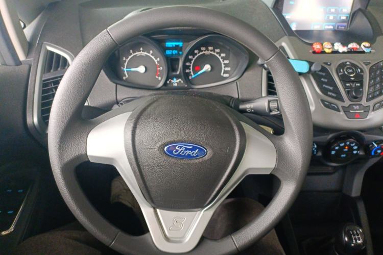 Used Ford EcoSport 2013 1.5L Manual Comfort Model Steering Wheel
