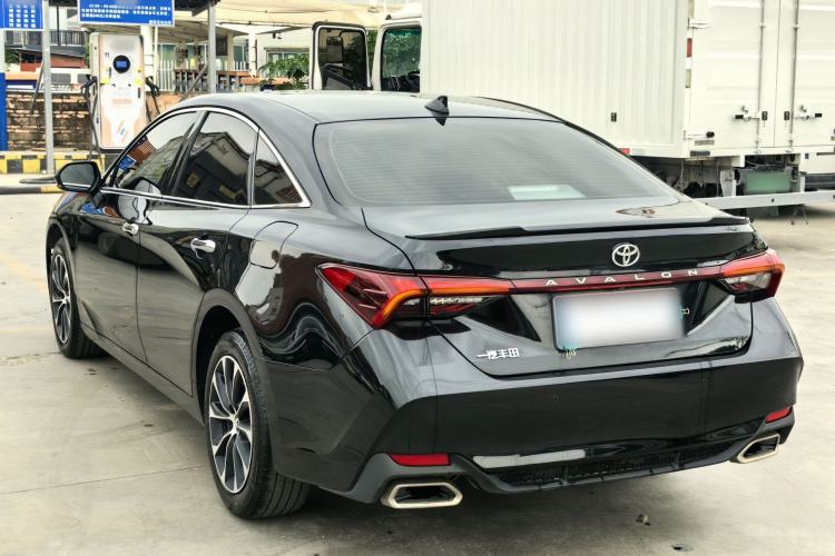 Used Toyota Avalon 2023 2.5L Luxury Edition Exterior 8