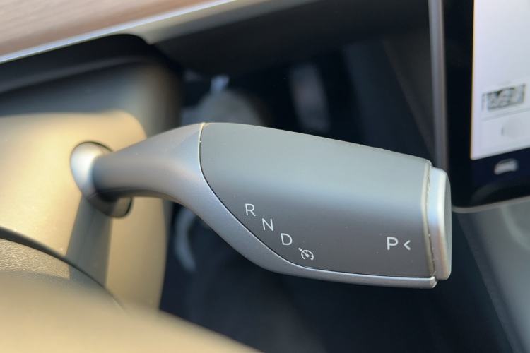 Used Tesla Model Y 2021 Long-Range All-Wheel-Drive Version 3D7