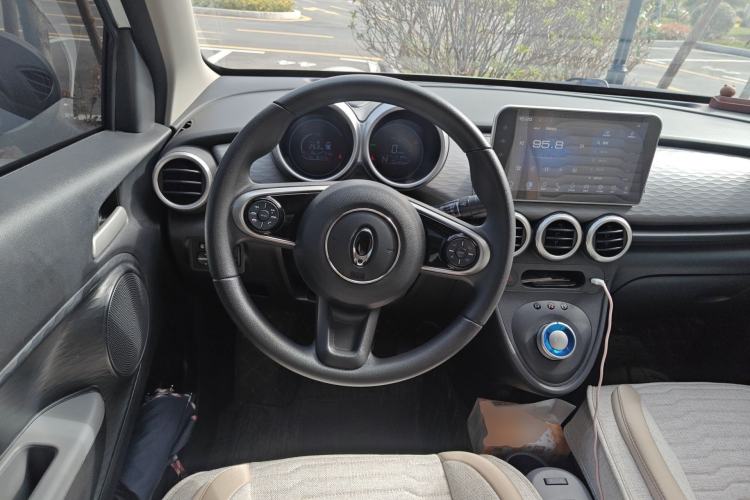 Used ORA Black Cat 2019 301km Standard Edition Steering Wheel