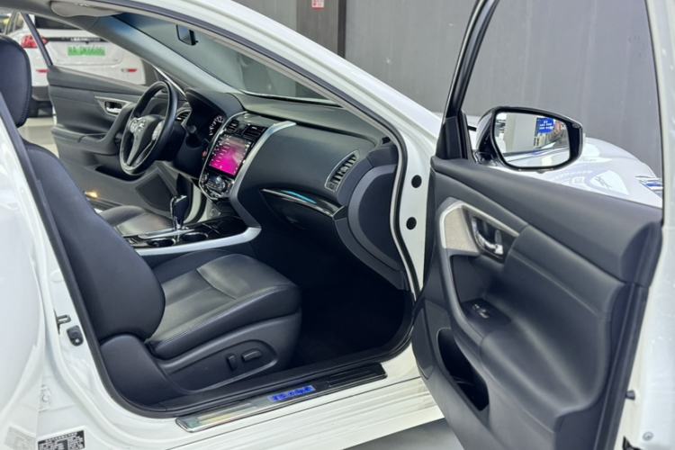 Used Nissan Teana 2013 2.0L XL Comfort Edition
