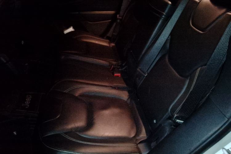 Used Jeep Cherokee 2017 2.0L Superior Edition