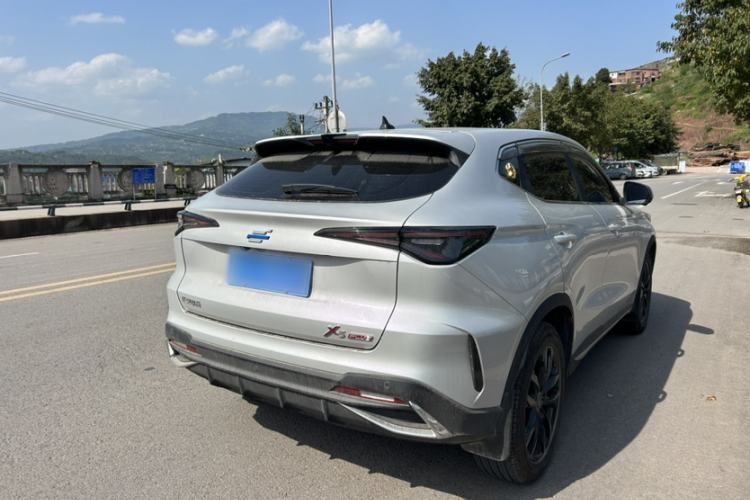 Used CHANGAN OSHAN X5 PLUS 2023 1.5T DCT Excellence Edition
