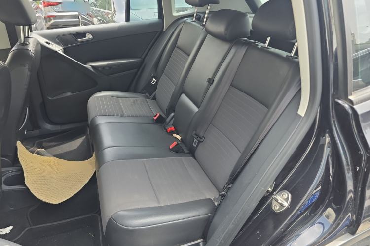 Used Volkswagen Tiguan 2013 1.8TSI Automatic Two-Wheel Drive Trend Edition Left Rear Seat