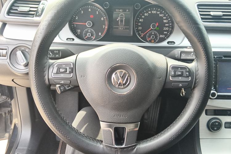 Used Volkswagen Magotan 2016 1.8TSI Smart Enjoyment Leading Model Steering Wheel