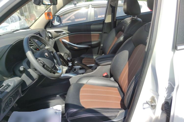 Used BYD Song 2016 GaiShi Edition 1.5TI Manual Elite Model Left Front Seat