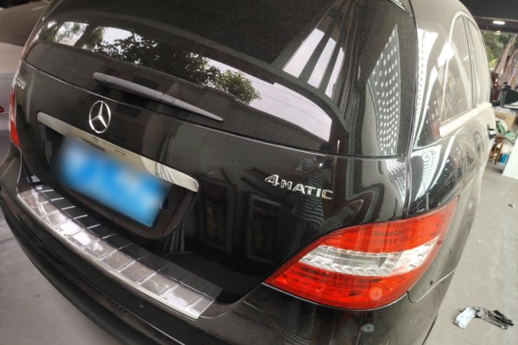 Used Mercedes-Benz R-Class 2017 R 320 4MATIC Business Edition Prestige Model Rear Right 45 Deg