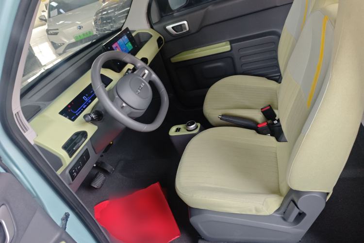 Used Geely Galaxy Panda 2023 Panda Mini 120km Asian Games Edition
