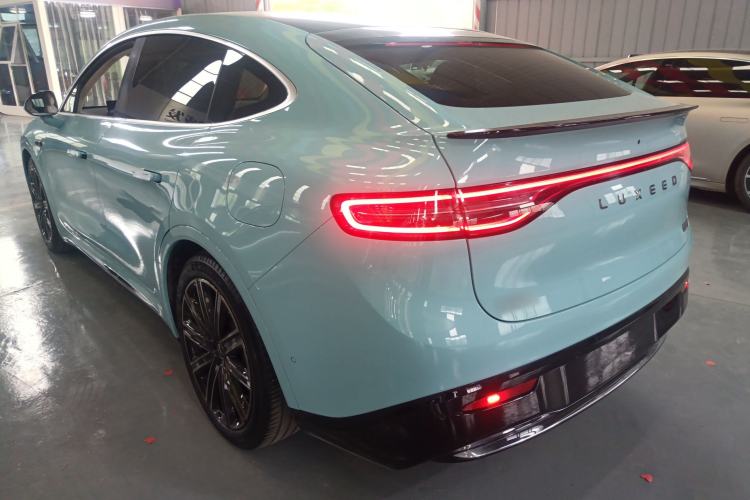 Used Hima Luxeed R7 2025 Range-Extended Version 251 km Max
