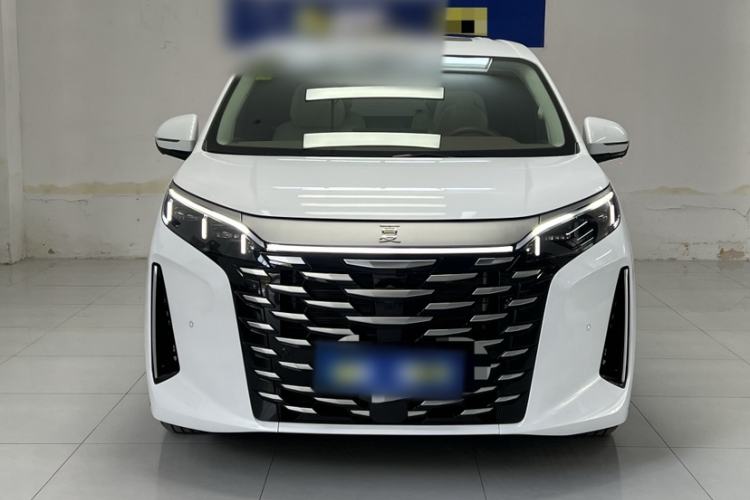 Used BYD Xia 2025 DM-i 1.5T 180km Excellence Model
