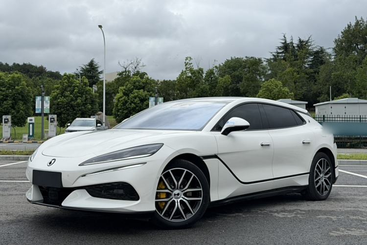 Used Denza Z9GT 2024 630 All-Wheel Drive Max Edition