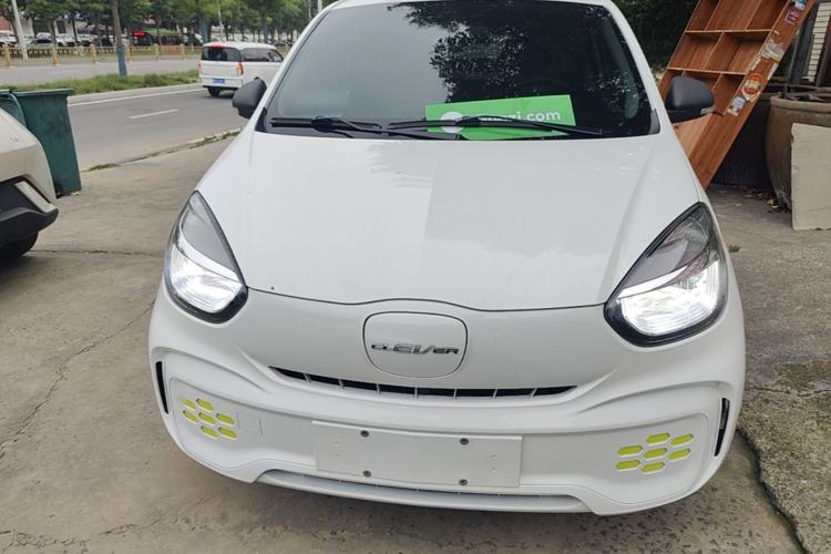 Used Roewe Clever 2021 302 km New Four-Seater Super-Efficient Version