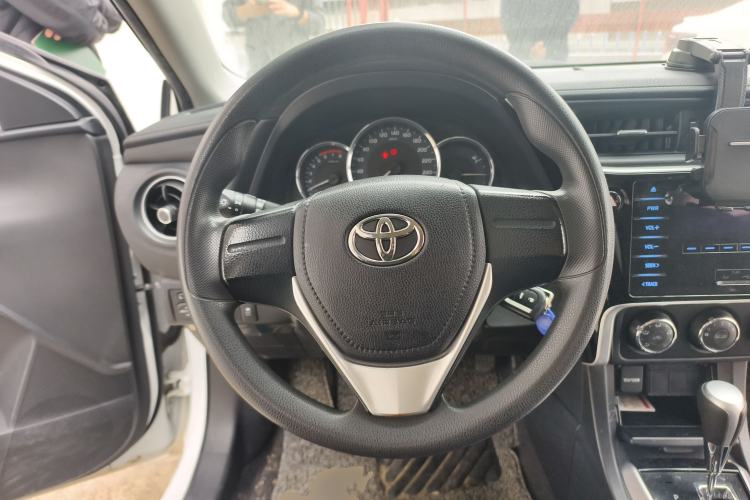 Used Toyota Corolla 2017 Revised Version 1.2T S-CVT GL