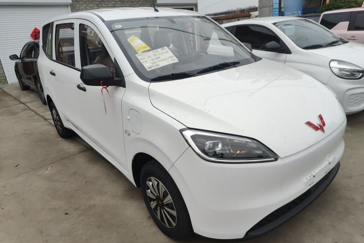 Used Wuling Hongguang New Energy 2024 All-Electric Model 300KM Standard Version Exterior 1