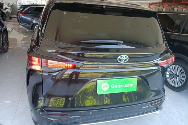 Used Toyota Granvia 2023 2.5L Hybrid Prestige PLUS Edition Rear