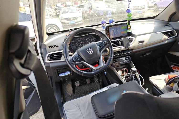 Used Baojun 510 2017 1.5L Manual Fashion Model