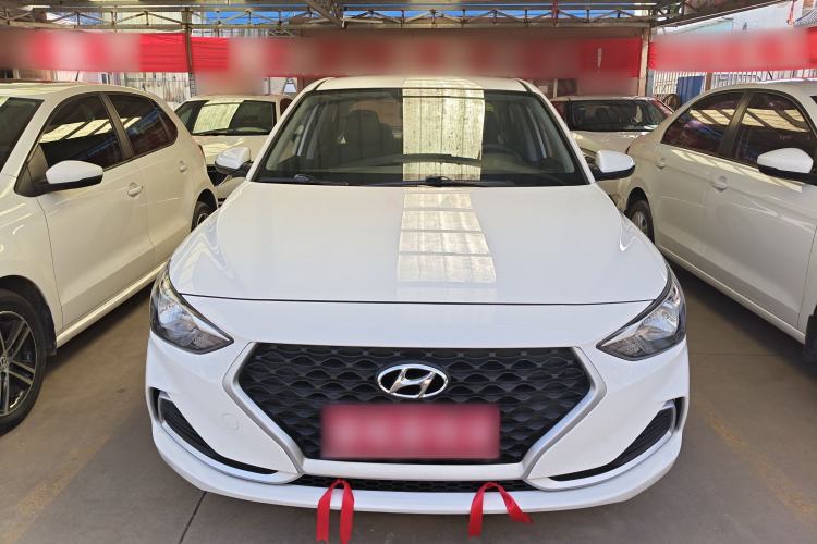 Used Hyundai Celesta 2020 1.6L Automatic GL Enjoyable Edition Front