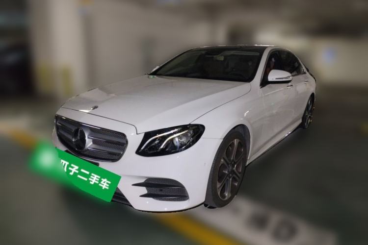 Used Mercedes-Benz E-Class 2016 E 300 L Sporty and Stylish Model