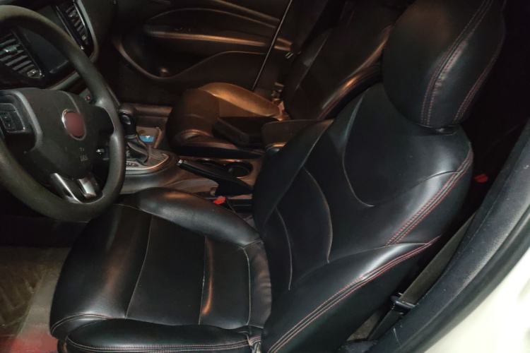 Used Fiat Viaggio 2015 1.4T Automatic Enjoyment Edition Left Front Seat