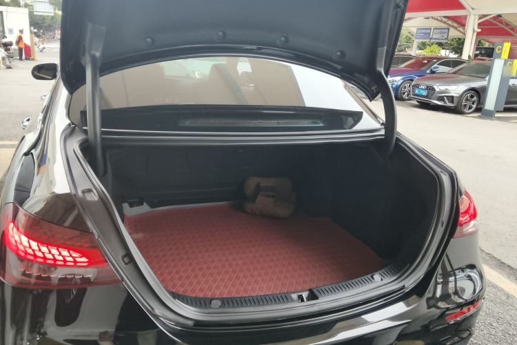 Used Mercedes-Benz E-Class 2023 Restyled E 300 L Sporty and Stylish Edition