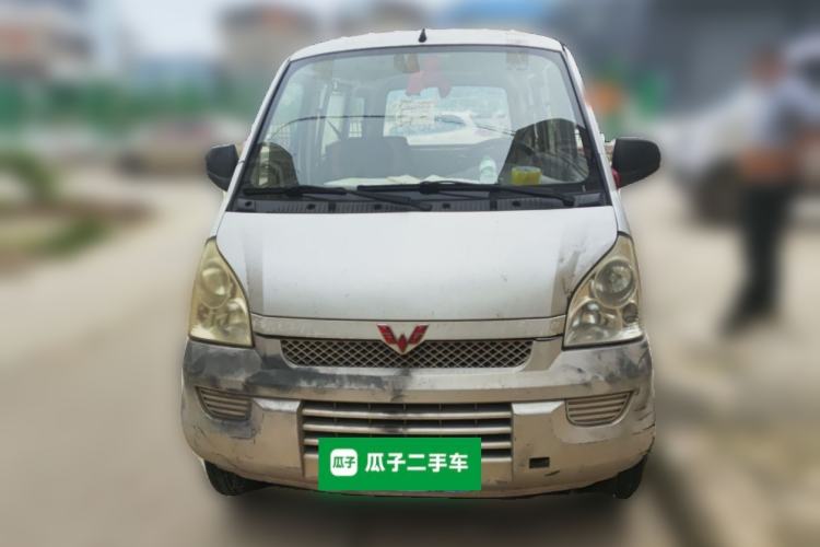 Used Wuling Rongguang 2014 1.2L S Base Model Front