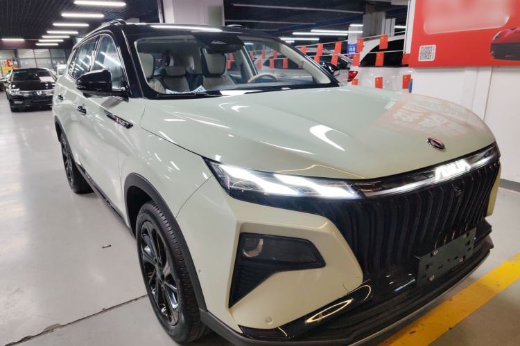 Used Dongfeng Aeolus Huge 2022 Mach Power 1.5T Dare-to-Love Edition
