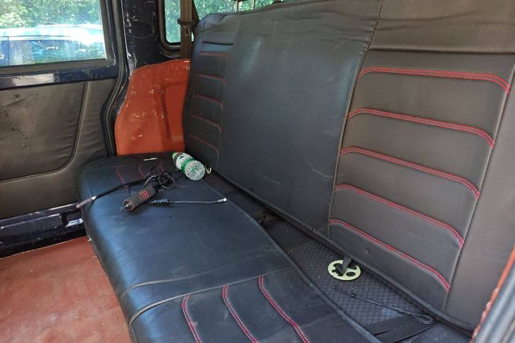 Used Jinbei Gold Hiace 2021 1.5L Passenger Vehicle Engineering Lion 5-Seater
