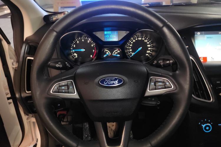 Used Ford Focus 2018 Sedan Classic 1.6L Automatic Trendy SmartDrive Edition