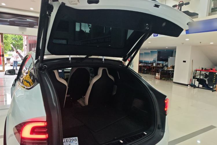 Used Tesla Model X 2023 Dual-Motor All-Wheel-Drive Version