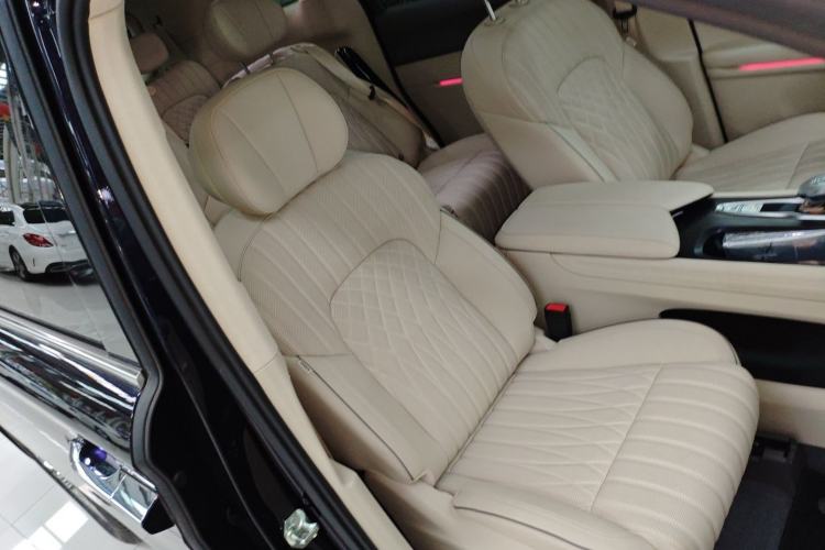 Used VOYAH Dream 2024 PHEV Ultra-Long Range Flagship Edition