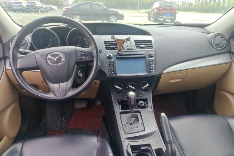 Used Mazda 3 2011 Sedan 1.6L Automatic Elite Model Center Console