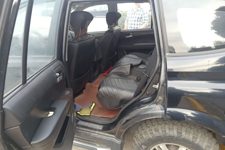 Used Roewe W5 2014 1.8T 2WD Automatic Tharu Special Edition