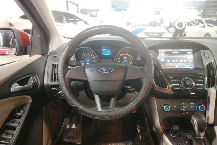 Used Ford Focus 2015 Sedan 1.6L Automatic Comfort Model
