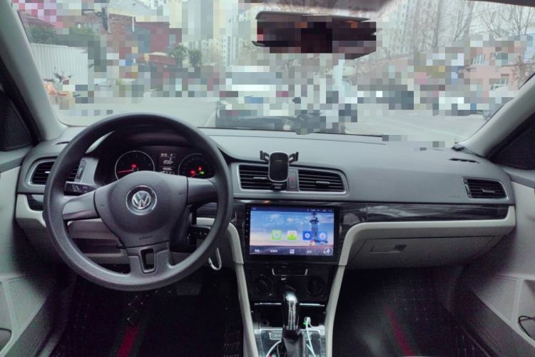 Used Volkswagen Gran Lavida 2013 1.6L Automatic Comfort Model
