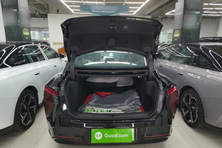 Used Hongqi EH7 2024 640 Pro+ All-Wheel Drive Trunk