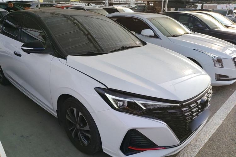 Used CHANGAN Eado 2022 PLUS Blue Whale NE 1.4T GDI DCT Prestige Edition Front Right 45 Deg