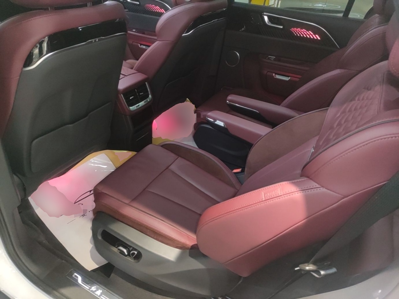 Hongqi E-HS9 2022 690 km Range Flagship Edition Six Seats — снимка 20