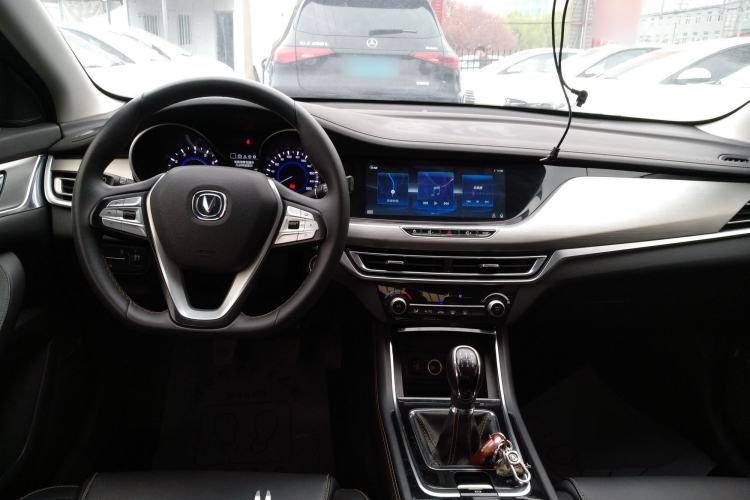 Used Changan Eado 2019 High-Energy Edition 1.6L GDI Manual Pioneer Model China VI Standard
