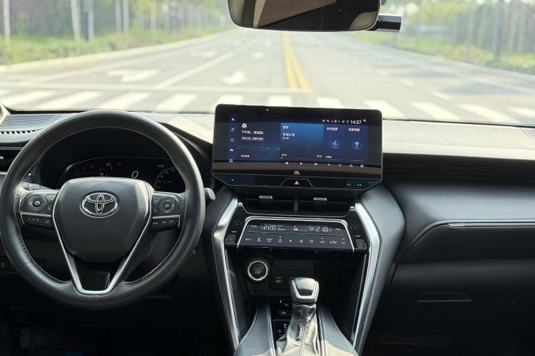 Used Toyota Venza 2023 2.0L CVT Two-Wheel Drive Prestige Version Interior 1